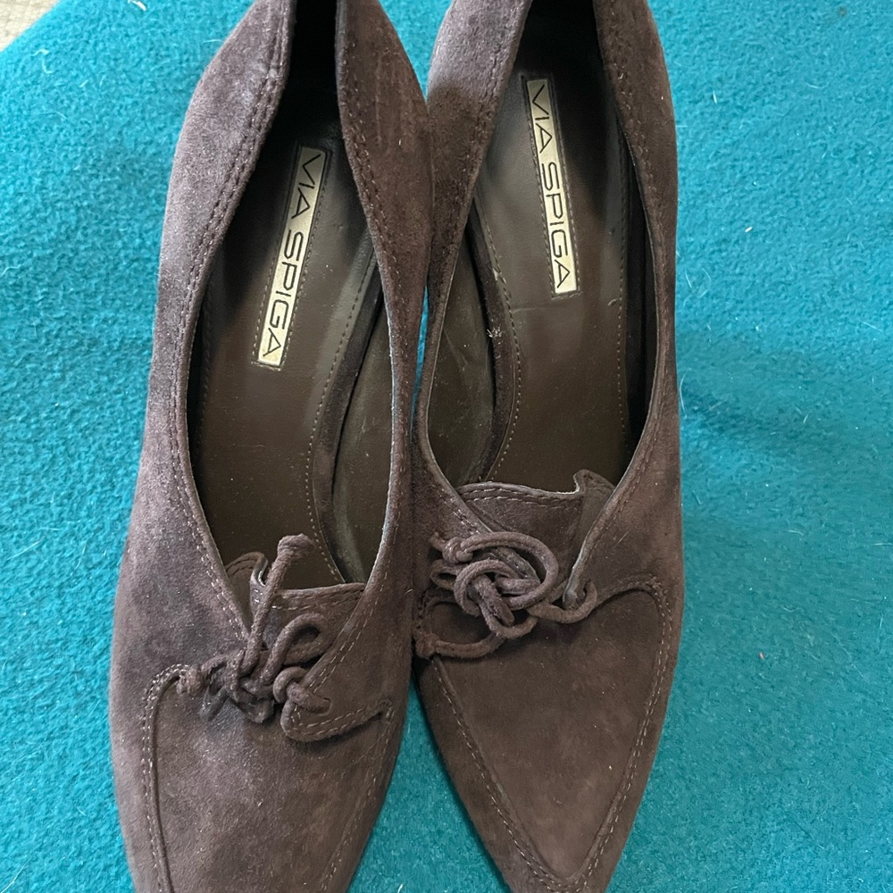 Via Spiga Women's Dark Brown Suede heels
